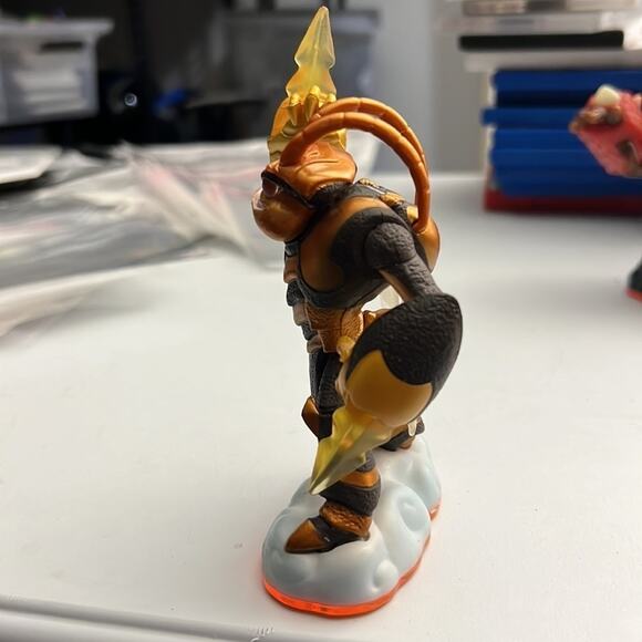 Skylanders Swarm (Giant) Figure - Picture 5 of 8